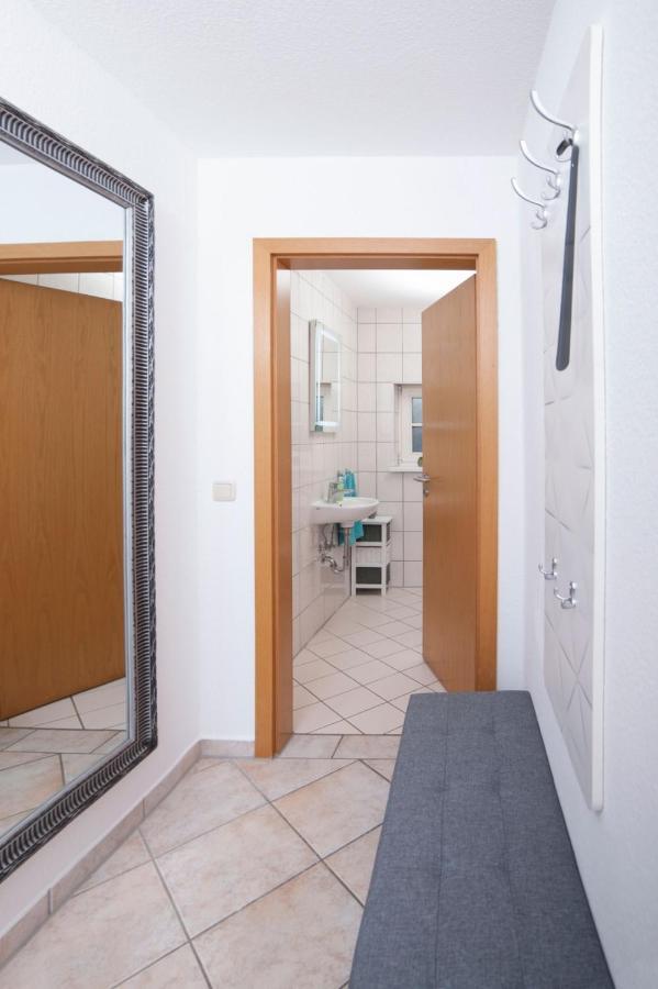 Ferienhaus Haus Mit 110qm Und Garten 150m Zum Wasser *
