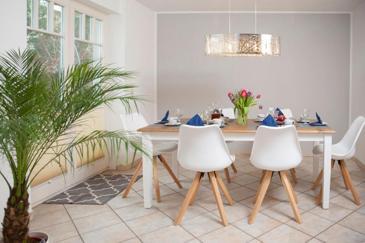 Haus Mit 110qm Und Garten 150m Zum Wasser * Stralsund