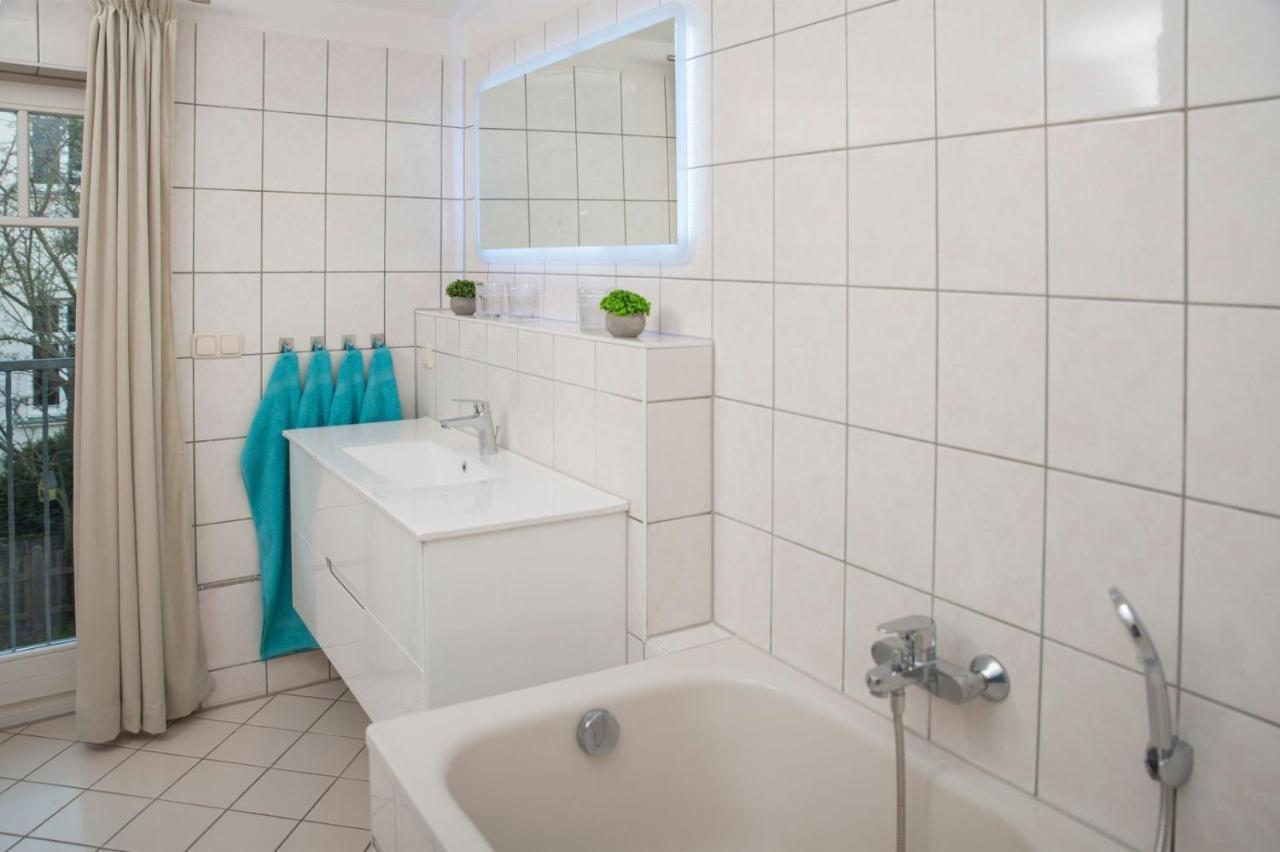Ferienhaus Haus Mit 110qm Und Garten 150m Zum Wasser Stralsund